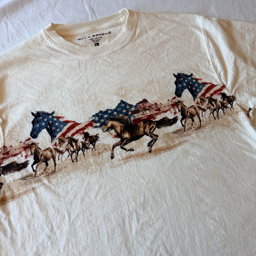 Bit & Bridle Patriotic Running Horses Graphic T Shirt Mens Large Flag Cream Tee